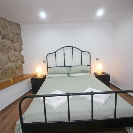 Casa Do Mestre By Casas Holiday home Geres