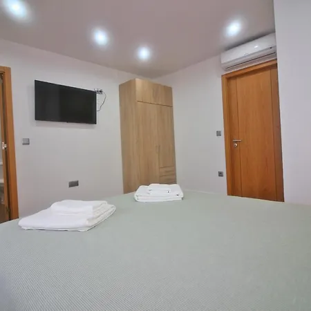 Casa Do Mestre By Casas Geres