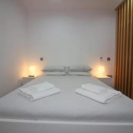 Casa Do Mestre By Casas Holiday home Geres